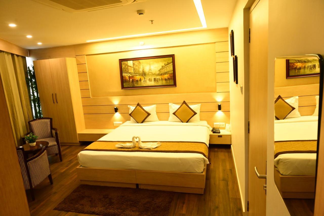 Hotel Silkhouse Premier Danapur Екстер'єр фото
