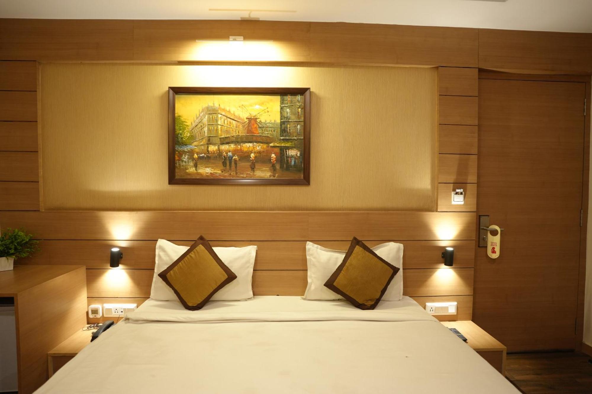 Hotel Silkhouse Premier Danapur Екстер'єр фото