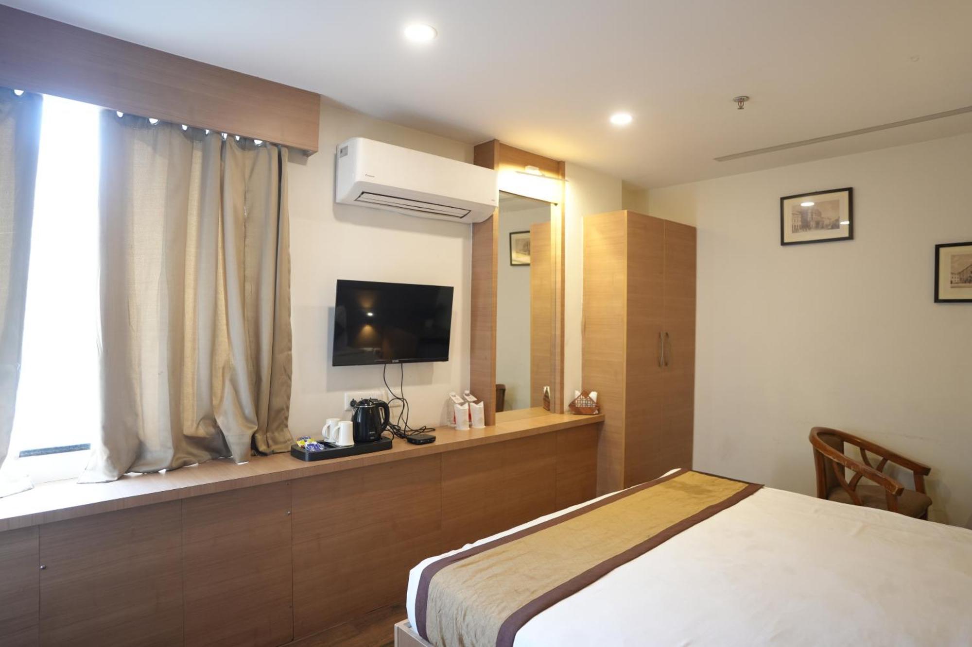 Hotel Silkhouse Premier Danapur Екстер'єр фото